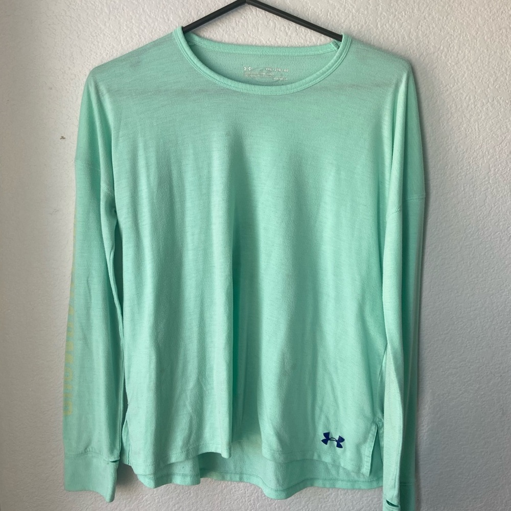 Under armor long sleeve tee
